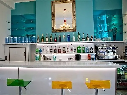 Acqua Beach Weymouth